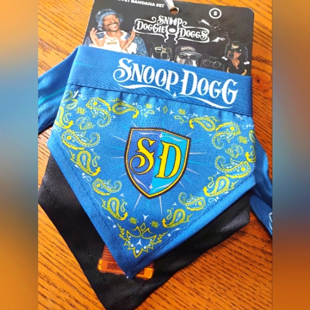 🆕 Snoop dog, deluxe 2 piece dog bandana set, small